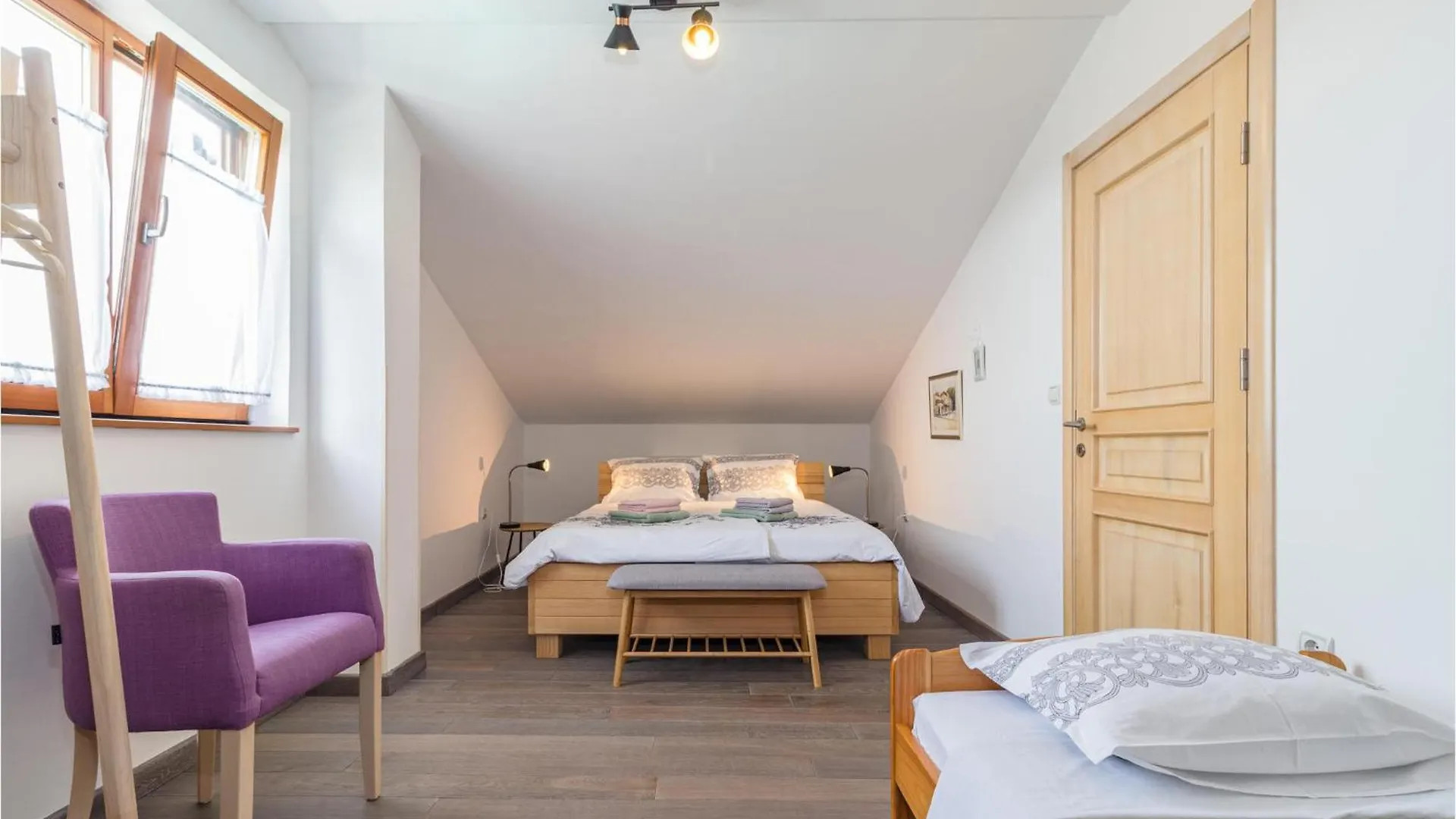 Lovely Home In Kastel With Kitchen 0*,  克罗地亚